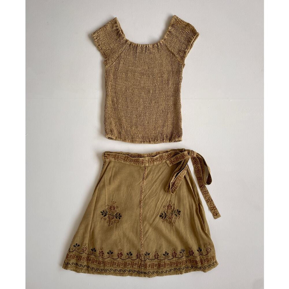 Vtg 90s Two Piece Boho Tan Embroidered Wrap Skirt + Top · SHORELINE · One Size